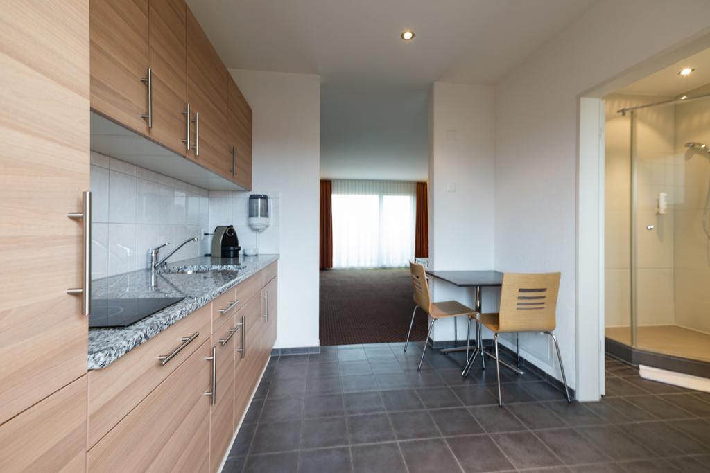 Motel Fehraltorf Uster Extérieur photo